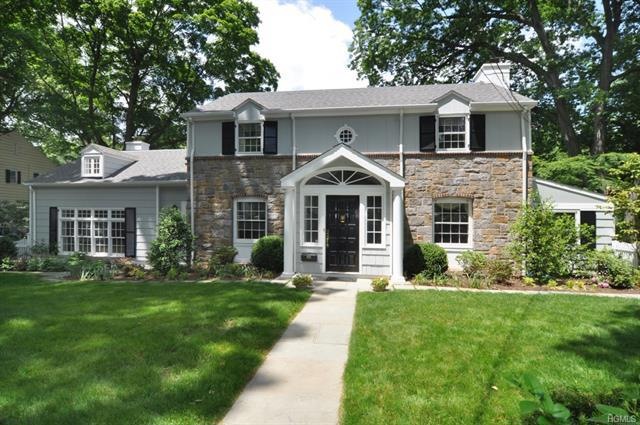 10 Sycamore St, Bronxville, NY 10708 - photo 1