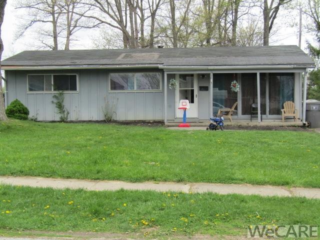 1605 Karen St, Lima, OH 45801 - photo 1