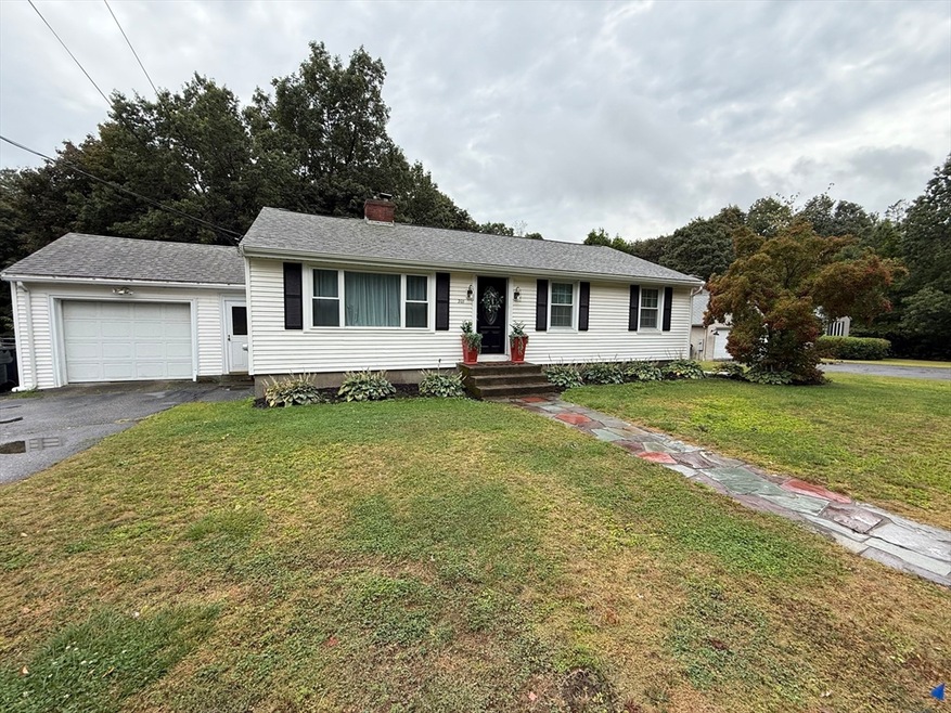 205 Doyle Rd, Holden, MA 01520 - photo 1