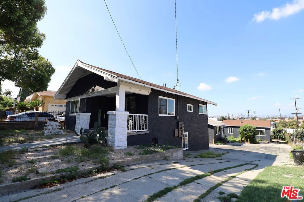 1609 Vineyard Ave, Los Angeles, CA 90019 - photo 1