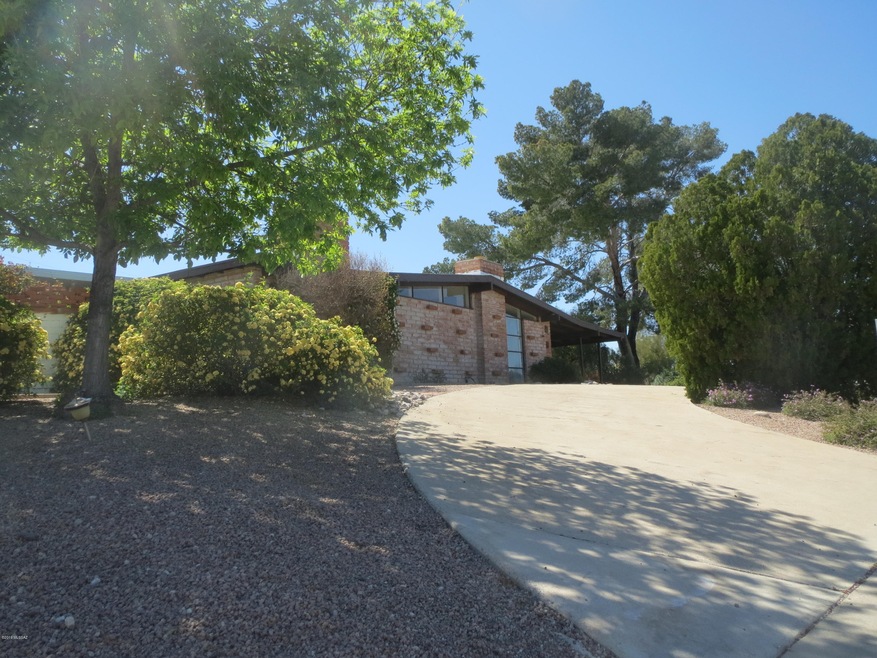 7002 E Julia St