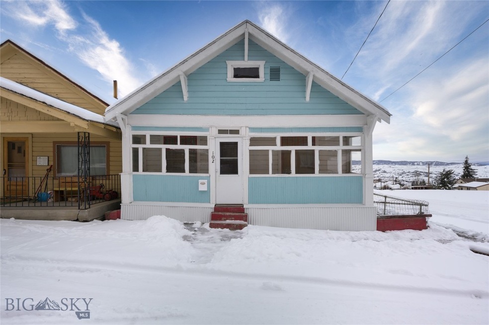 102 Mullin St, Butte, MT 59701 - photo 1