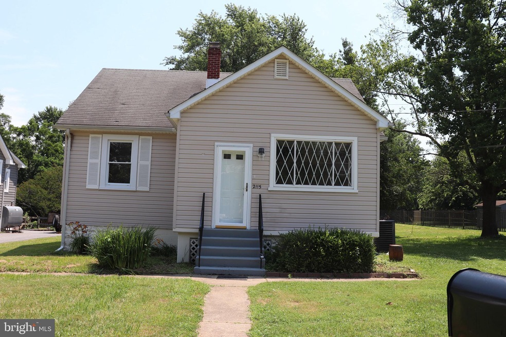 2115 Oak Rd, Sparrows Point, MD 21219 - photo 1