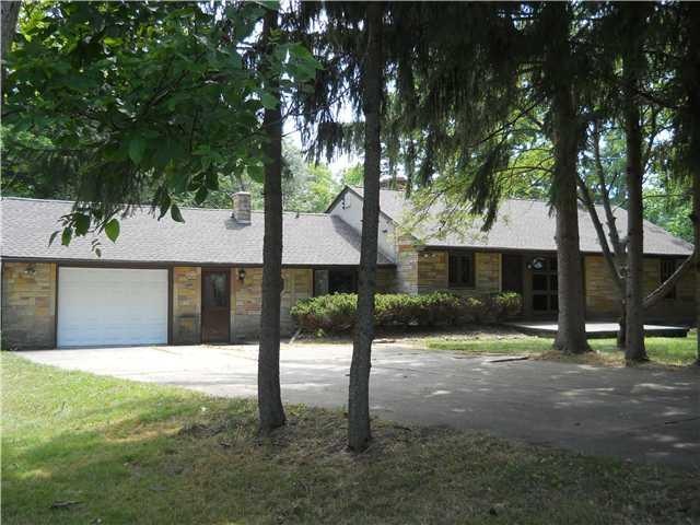 Exterior Front 11015 Stolle Rd
