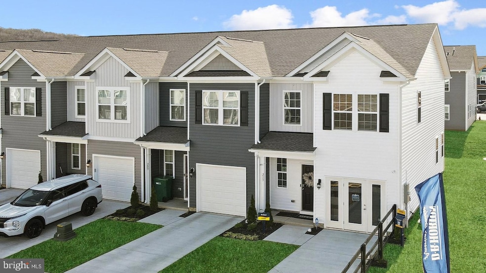 151 Rae Ct, Luray, VA 22835 - photo 1