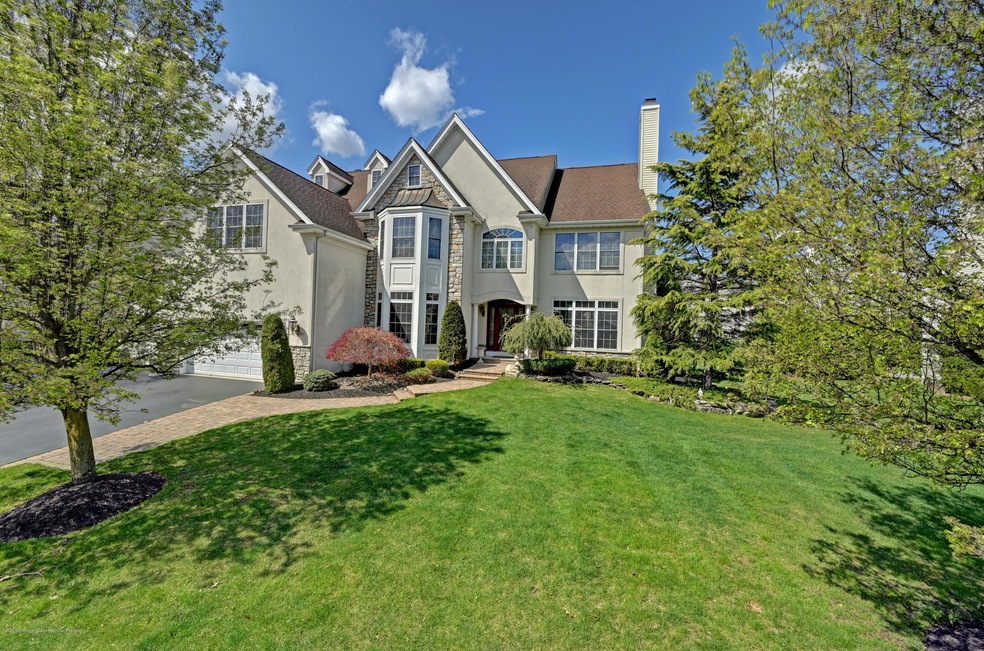 Welcome to 17 Cornwallis Court