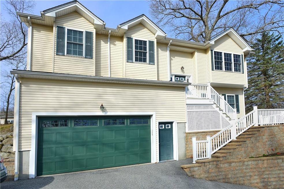 123 Whiting St, Cranston, RI 02920 - photo 1