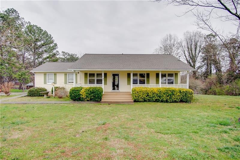 142 Poplar St SW, Calhoun, GA 30701 - photo 1
