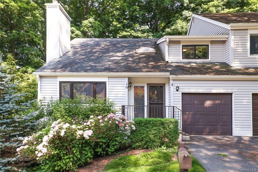 10 Harriman Keep, Irvington, NY 10533 - photo 1