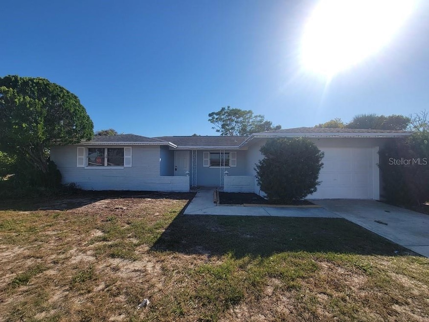 7922 Kelpie Dr, Port Richey, FL 34668 - photo 1