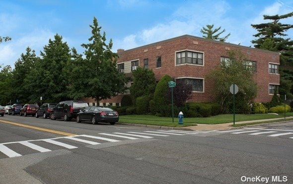 unlisted-address, Cedarhurst, NY 11516 - photo 1