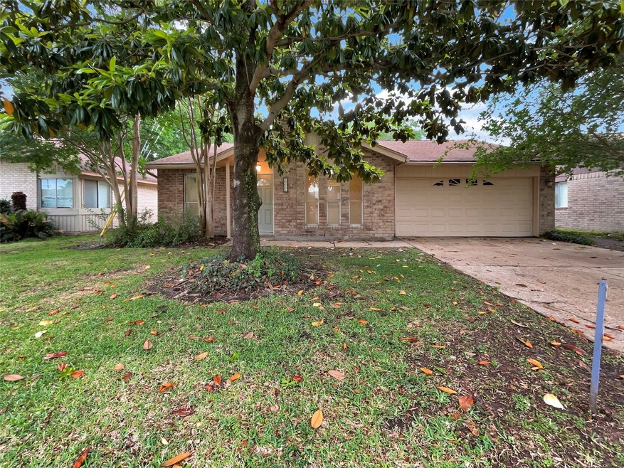 7702 Western Oak Ln, Houston, TX 77040 - photo 1