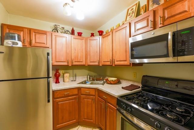 190 W Merrick Rd unit 2a, Freeport, NY 11520 - photo 1