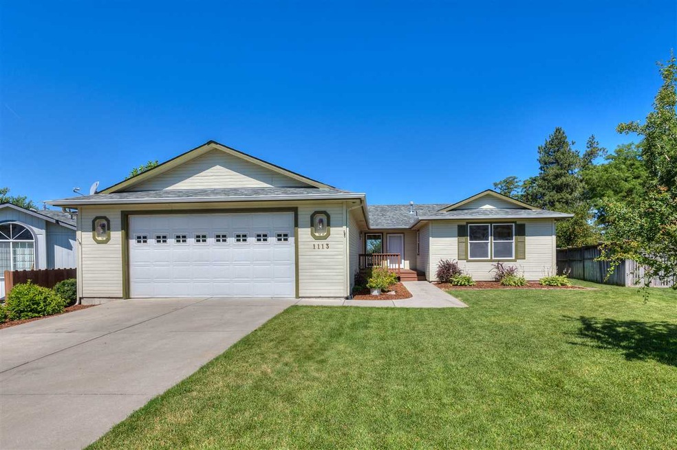 1113 N Wilcox St, Medical Lake, WA 99022 - photo 1