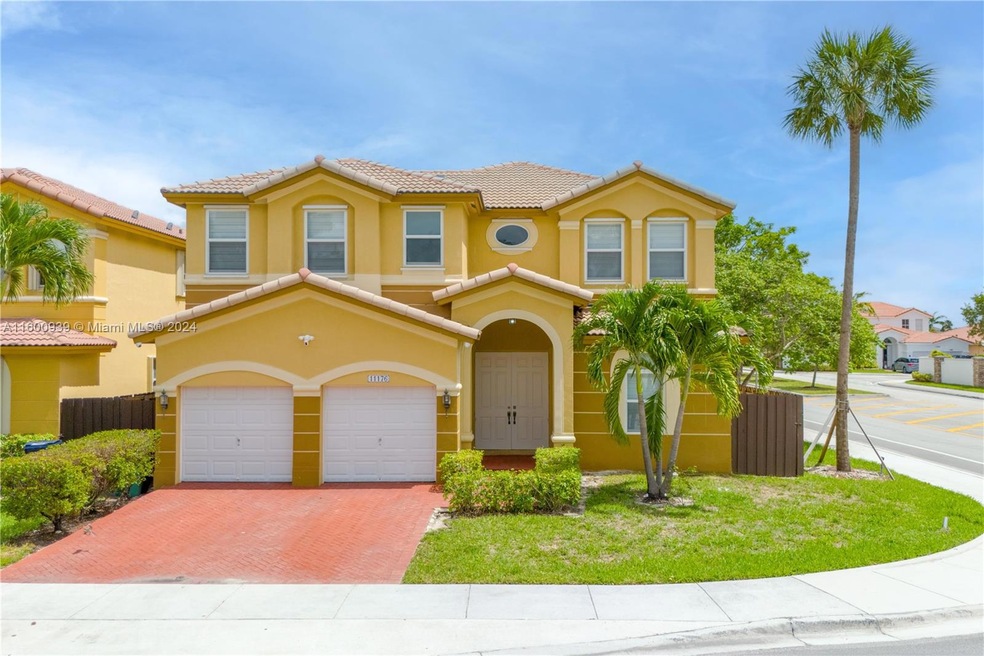 11176 NW 79th Ln, Doral, FL 33178 - photo 1