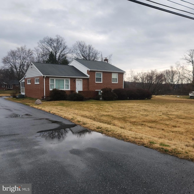 107 Mountain Rd, Fallston, MD 21047 - photo 1