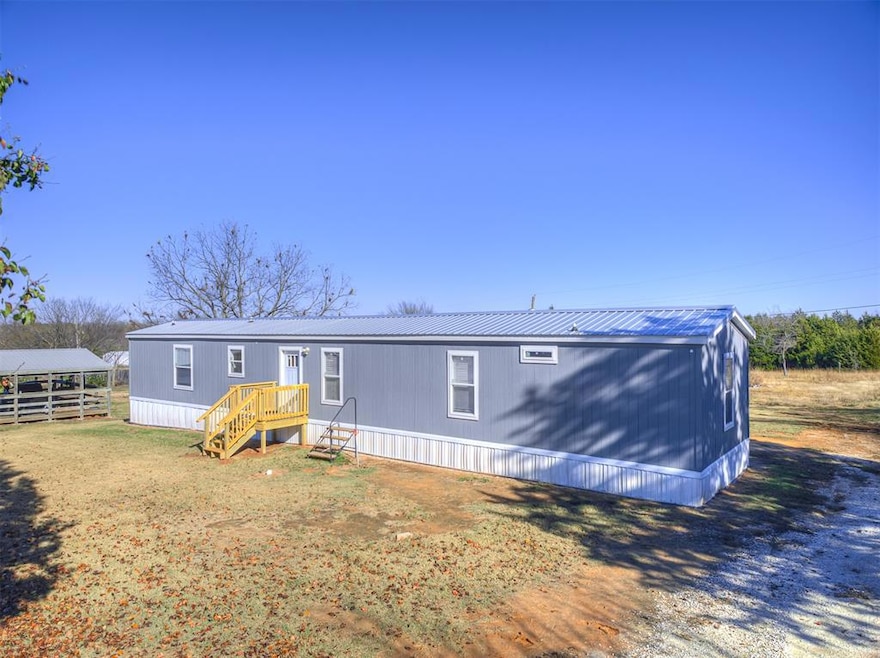 623 S Layton Ave, Earlsboro, OK 74840 - photo 1