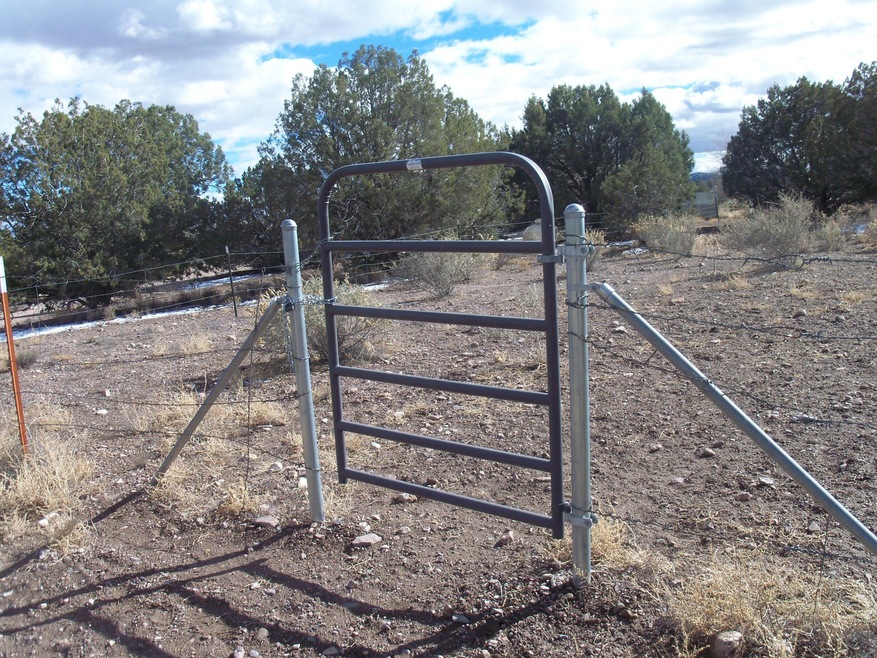 0 W Gunsite Rd, Paulden, AZ 86334 - photo 1