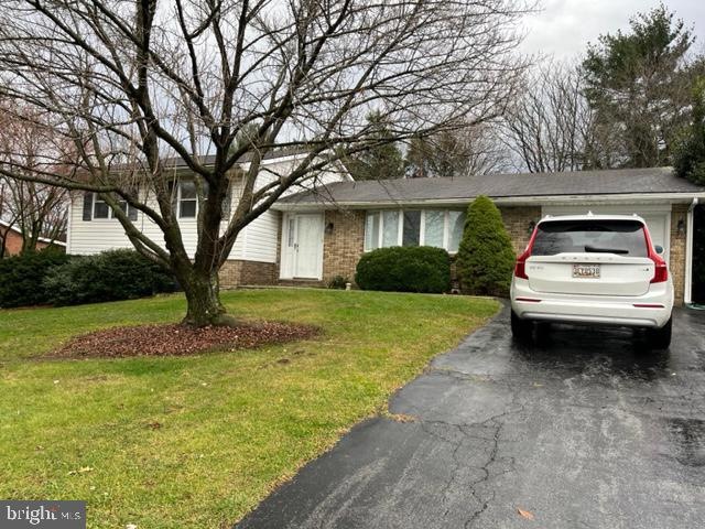 1609 Mount Aetna Rd, Hagerstown, MD 21742 - photo 1