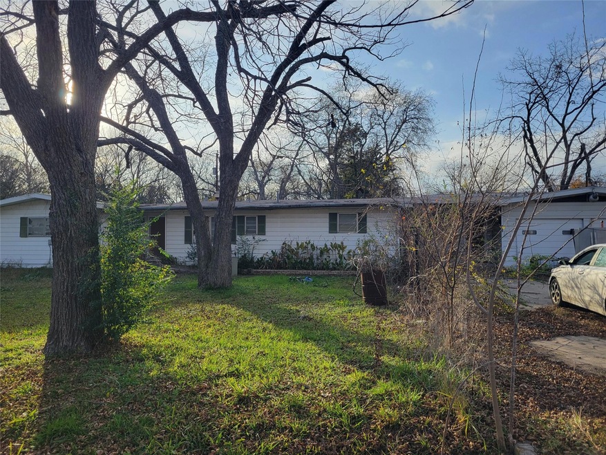 383 Pawnee Dr, Gordonville, TX 76245 - photo 1