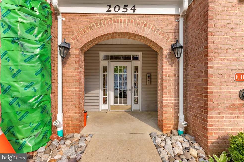 2054 Quaker Way unit 14, Annapolis, MD 21401 - photo 1