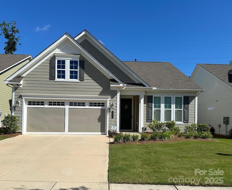 12417 Old Iron Ln, Charlotte, NC 28215 - photo 1