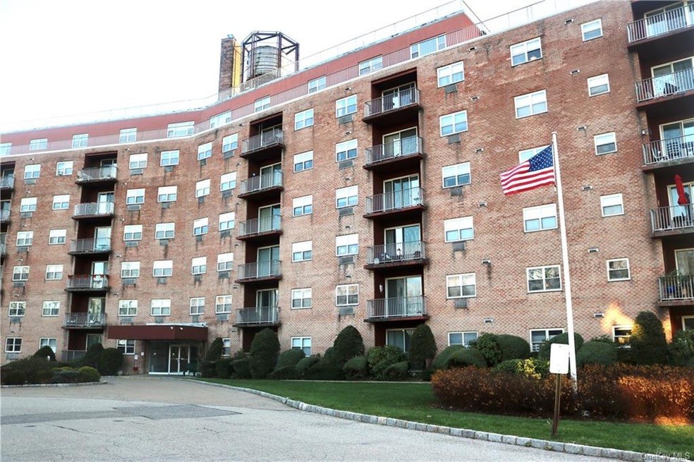 Peekskill Towers unit 4A, Peekskill, NY 10566 - photo 1