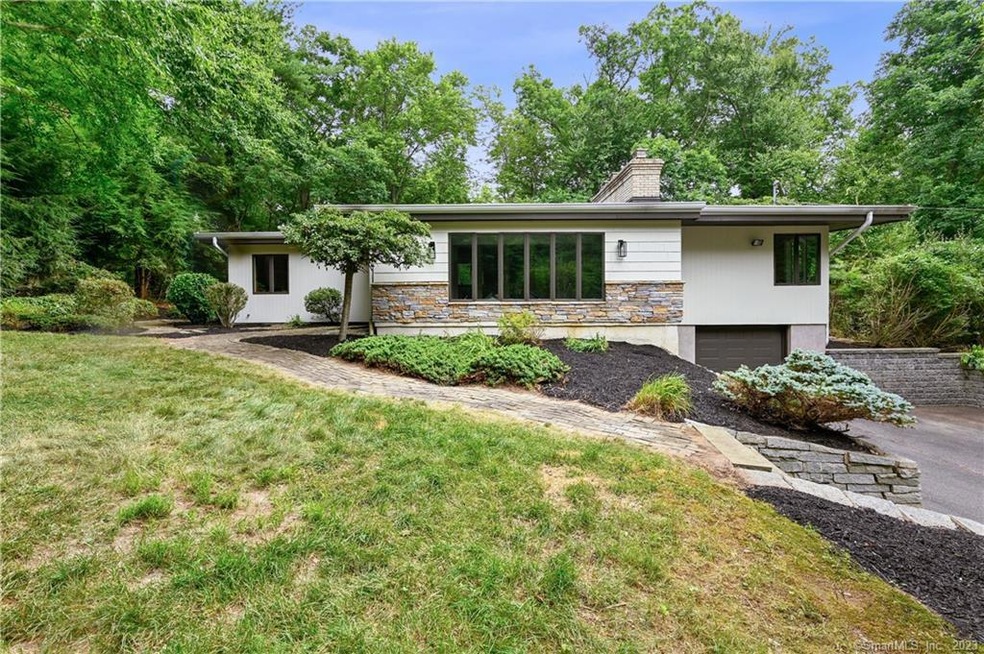 181 Weir St, Glastonbury, CT 06033 - photo 1