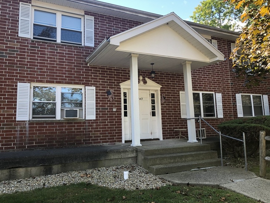 143 Litchfield Pines Dr unit C, Leominster, MA 01453 - photo 1