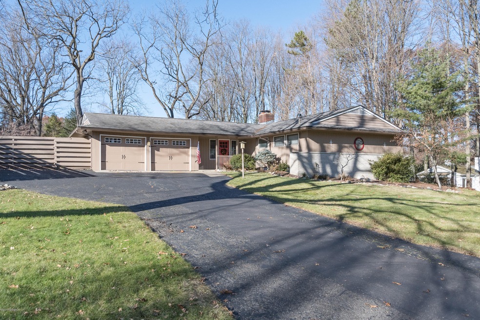 4428 Old Colony-01