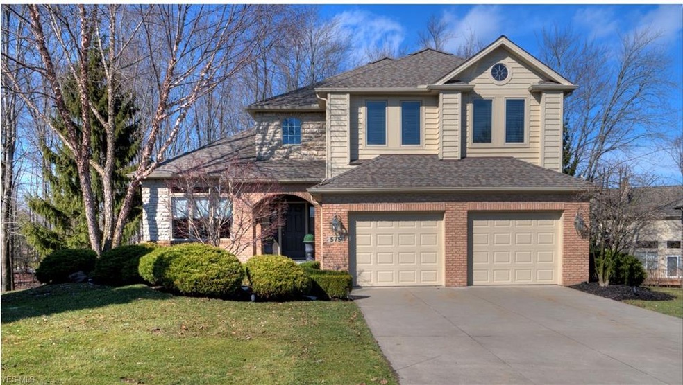 575 Burgess Cir unit 28, Aurora, OH 44202 - photo 1