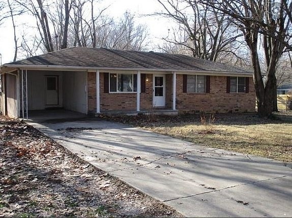 615 E Cleveland St, Prairie Grove, AR 72753 - photo 1