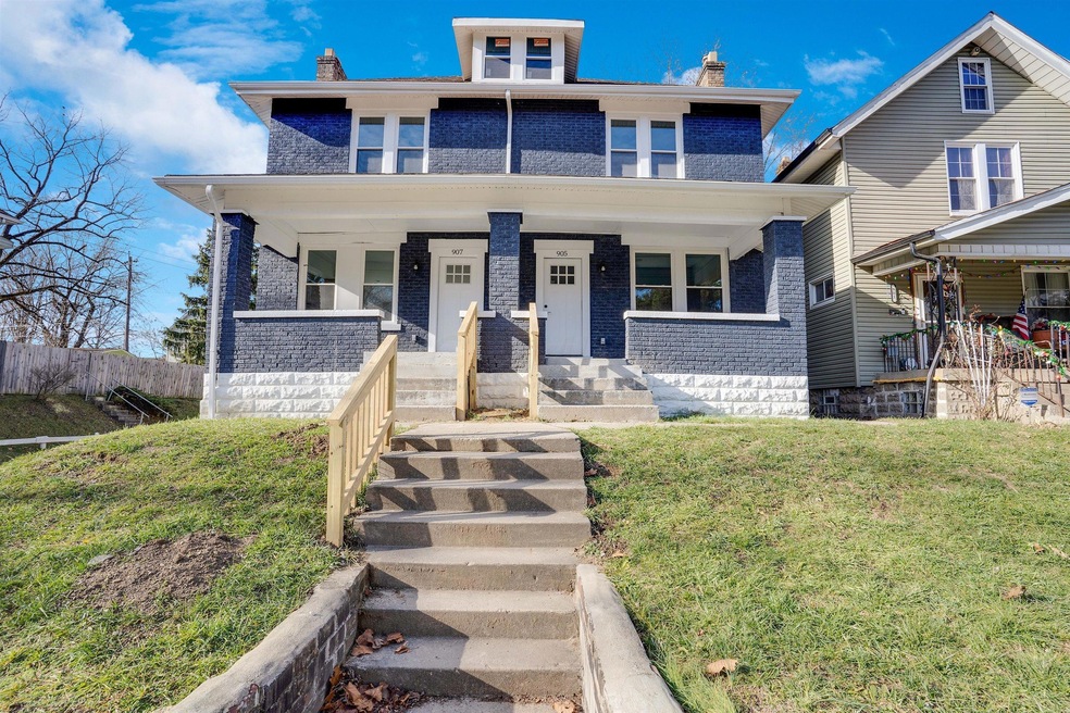 907 S 22nd