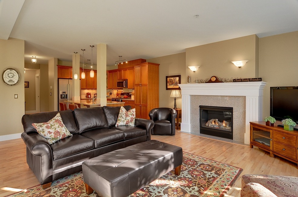 249 4th Ave S unit 101, Edmonds, WA 98020 - photo 1