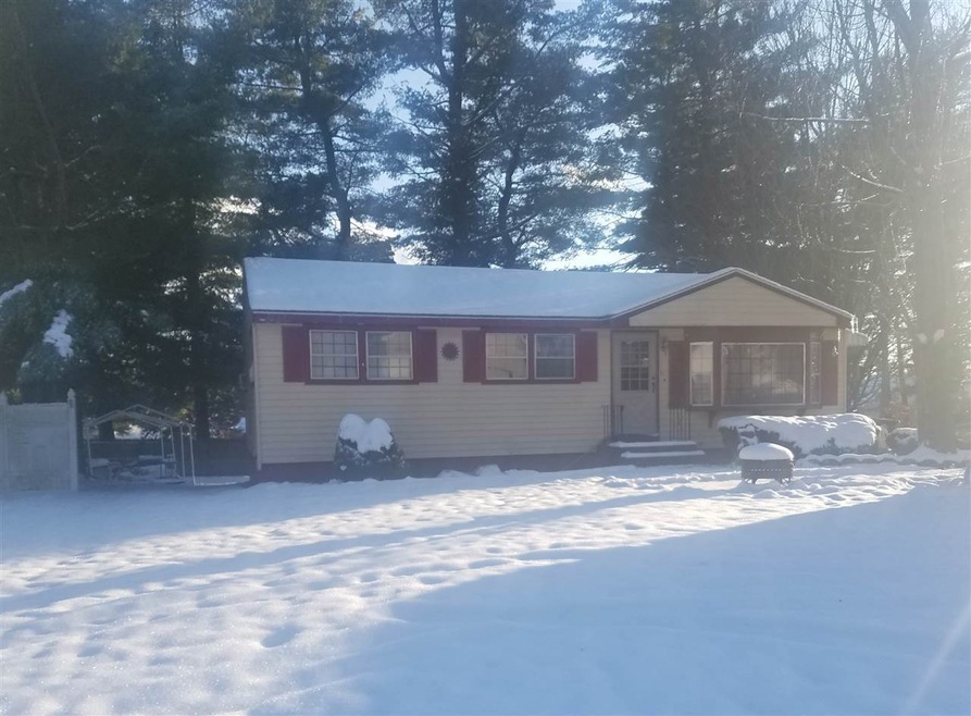 11 Pine Grove Ave, Nashua, NH 03060 - photo 1