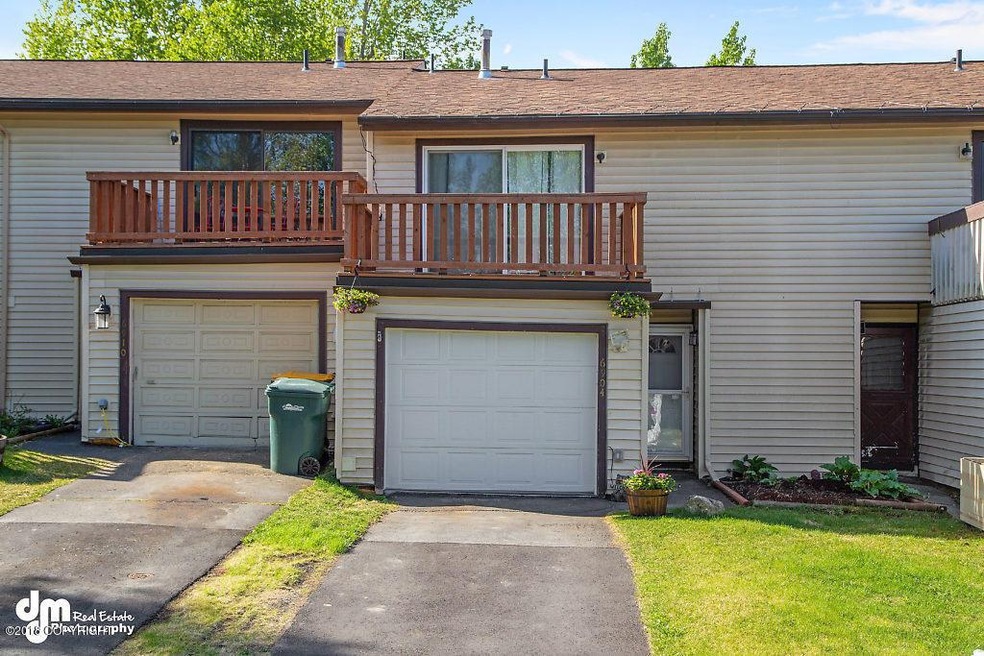 Exterior 9343-SMALL