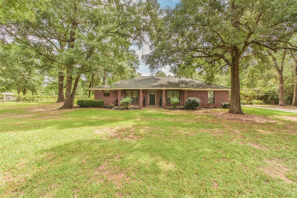 26710 Cherokee Ln, Magnolia, TX 77354 - photo 1