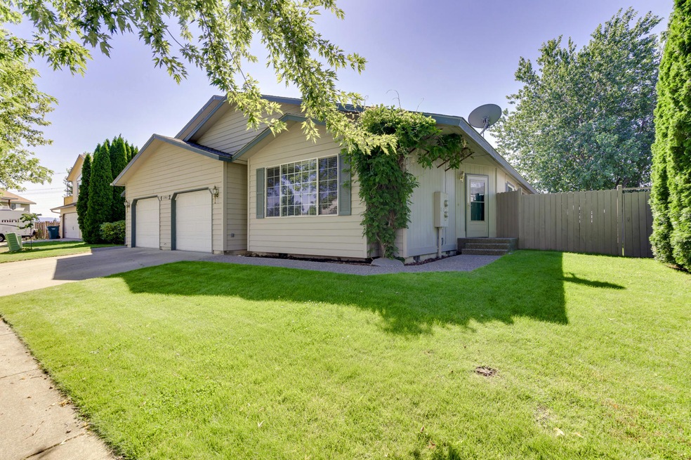001-13947NorthLaurenLp-Rathdrum-ID-83858