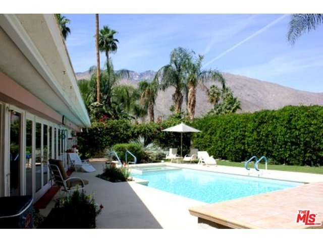 1022 E Sierra Way, Palm Springs, CA 92264 - photo 1