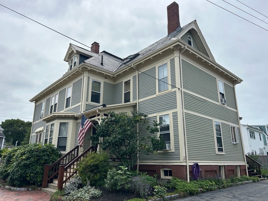 54 Bromfield St unit 2, Newburyport, MA 01950 - photo 1