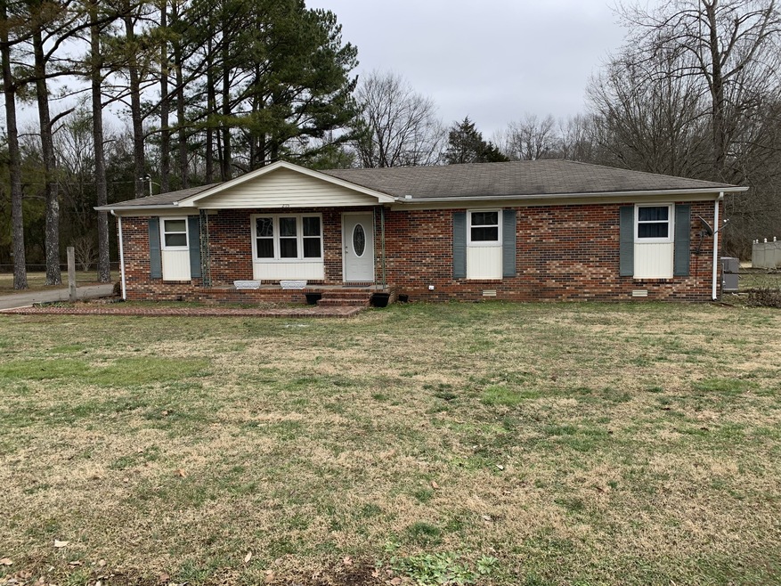 205 Ligon Dr, Shelbyville, TN 37160 - photo 1