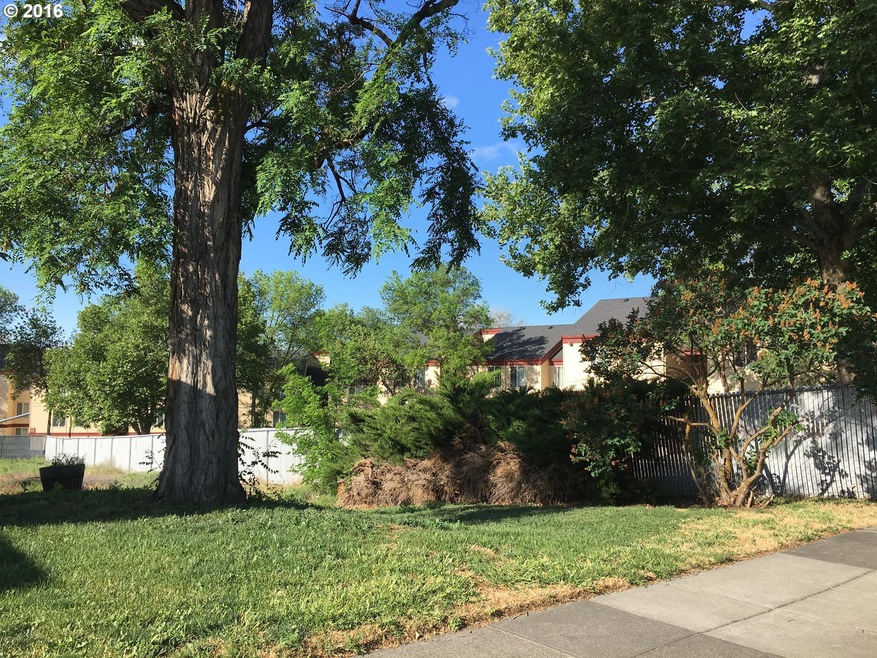 000 NW Carden Ave, Pendleton, OR 97801 - photo 1
