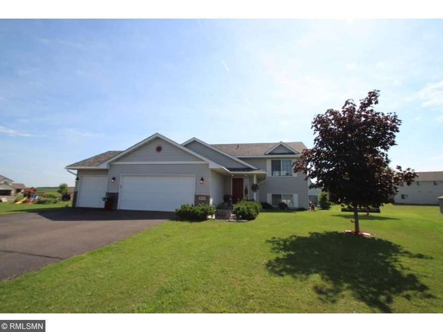 Welcome Home! Located in a cul-de-sac in the wonde