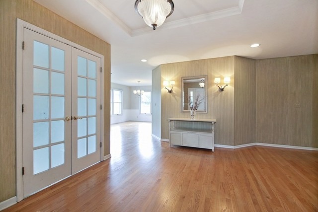 2451 Saranac Ln, Glenview, IL 60026 - photo 1