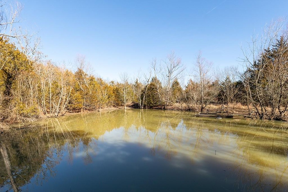 382 E Willoughby Rd, Fayetteville, AR 72701 - photo 1