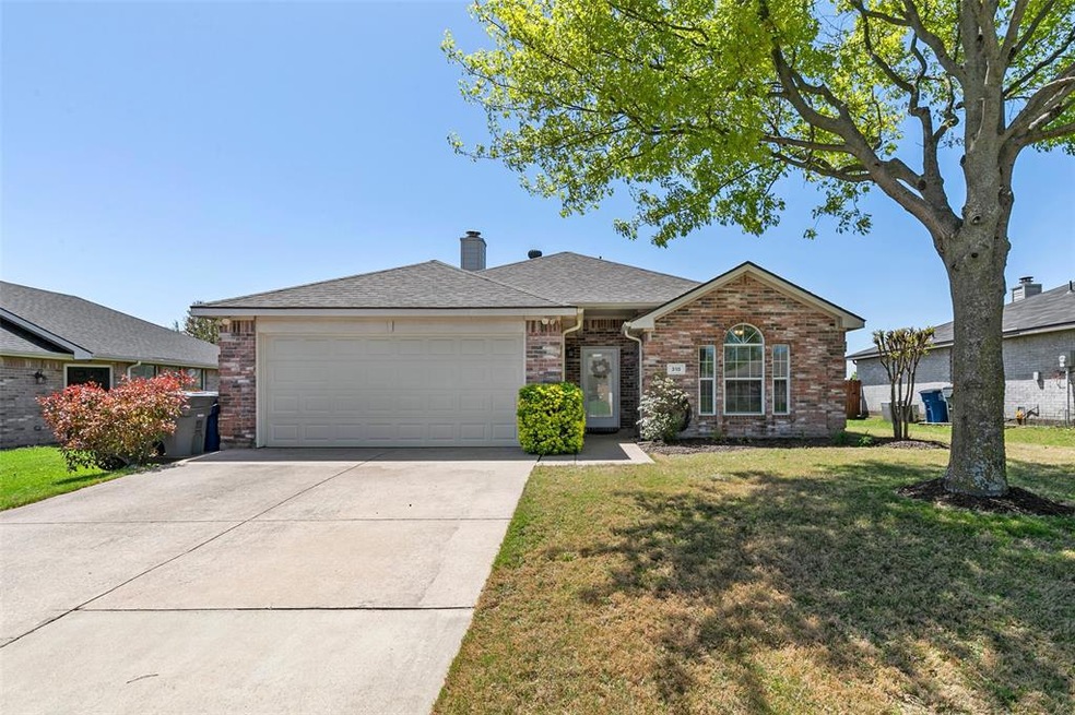 310 Lake Texoma Dr, Wylie, TX 75098 - photo 1