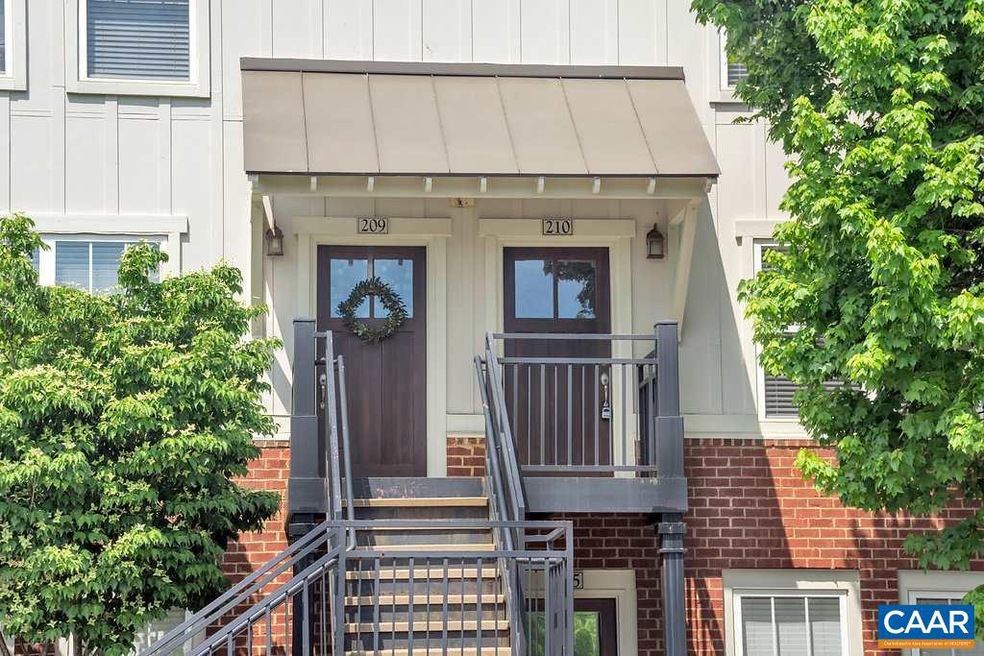 1850 Candlewood Ct unit 210, Charlottesville, VA 22903 - photo 1
