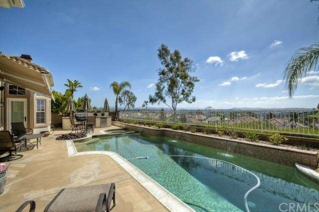 NEWER POOL & SPA OFFERING FOREVER VIEWS & ENTERTAI