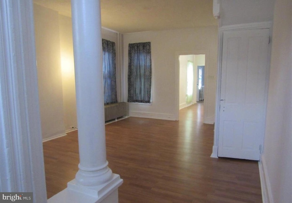 1022 Green St, Reading, PA 19604 - photo 1