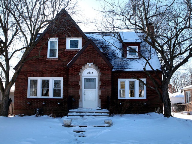 2113 Waverly Place, Waukegan, IL 60085 - photo 1